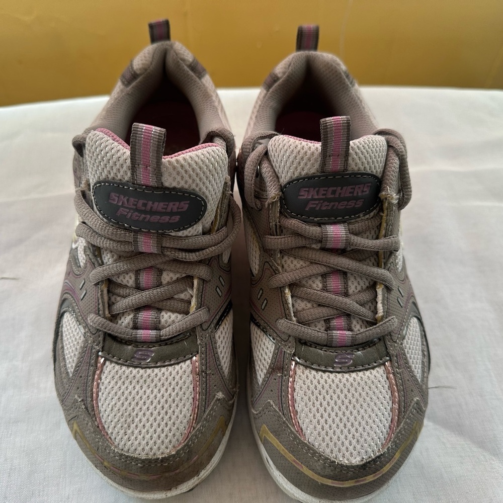 Skechers Kids' Gray and Pink Sneakers size6 #7